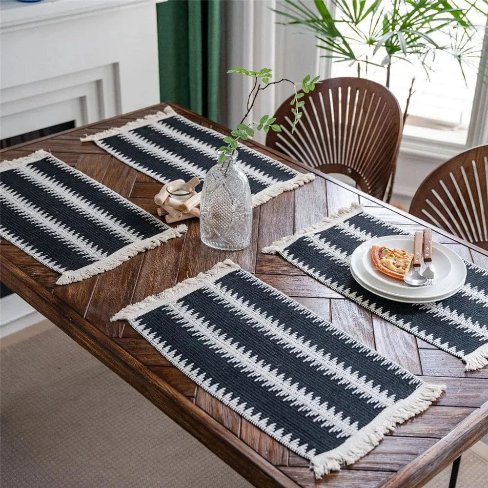 Set de table design noir | Traits blancs | Joli Set de Table 12 / 30X50cm 1pc
