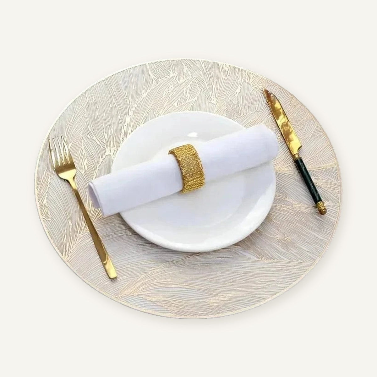 Set de table rond lavable sur fond beige