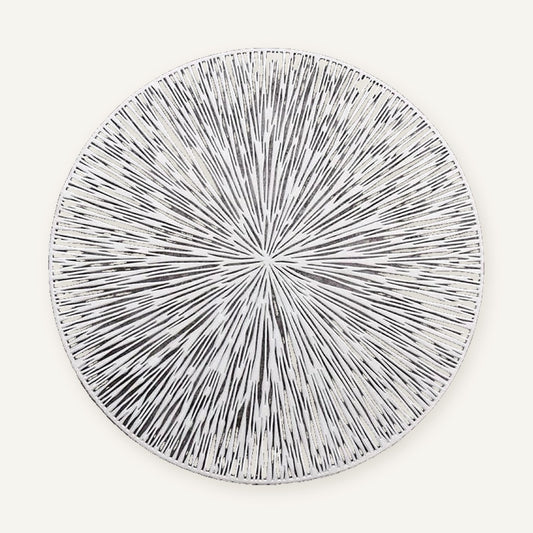 Set de table rond argent sur fond beige