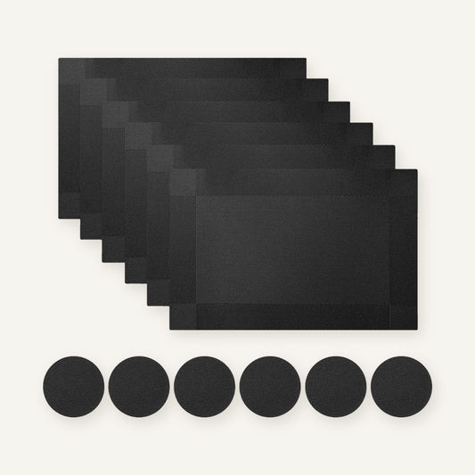 Set de table noir rectangulaire | Moderne sur fond beige