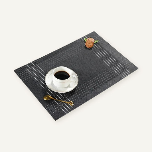 Set de table pvc quadrillage | Design sur fond beige