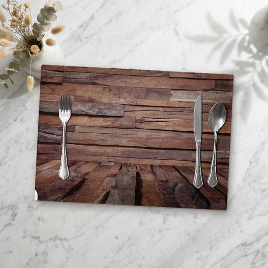 Set de table bois rectangulaire posé sur une table en marbre