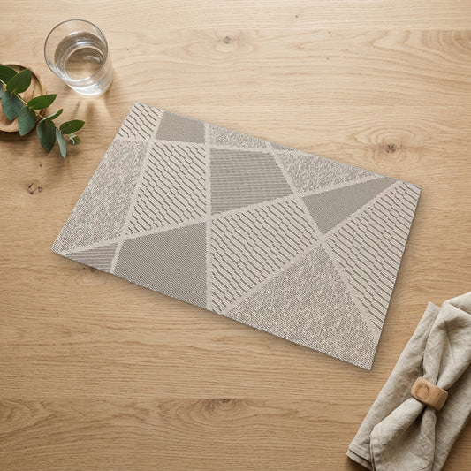 Set de table deco vinyle sur une table en bois
