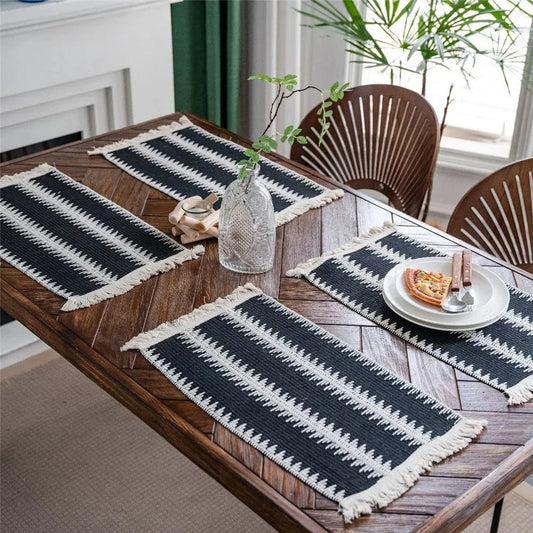 Set de table design noir | Traits blancs | Joli Set de Table 12 / 30X50cm 1pc